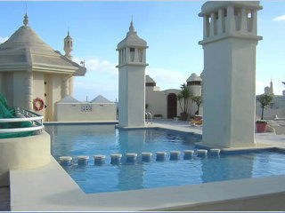 Picture of Superb Roof Top Pool